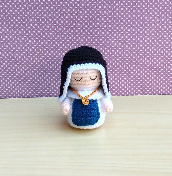 Mini Santa Dulce dos Pobres Amigurumi