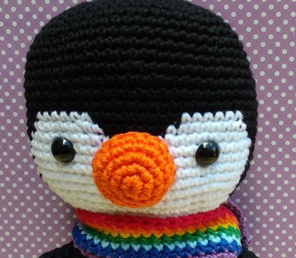 Pinguim Otto Amigurumi