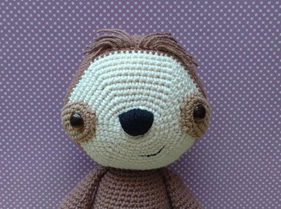 Preguiça Sam Amigurumi