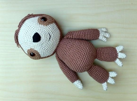Preguiça Sam Amigurumi