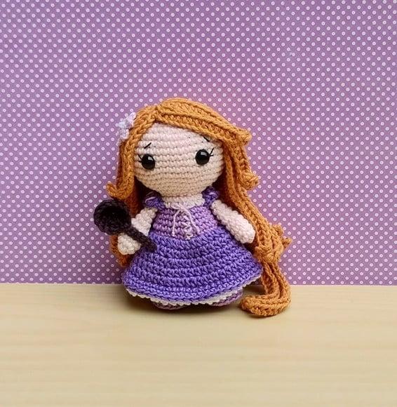 Rapunzel com Frigideira ( Enrolados) Amigurumi * Pronta Entr