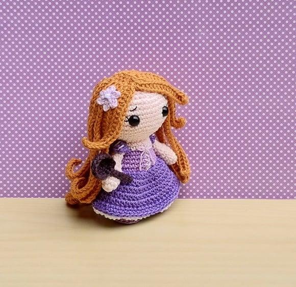 Rapunzel com Frigideira ( Enrolados) Amigurumi * Pronta Entr