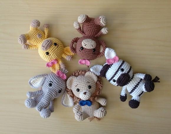 Safári Meninas -leão-elefante-girafa-macaco-zebra Amigurumi