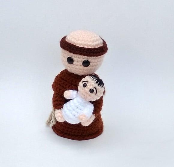 Santo Antônio Amigurumi