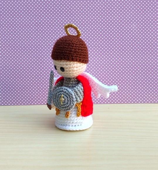 São Miguel Arcanjo Amigurumi