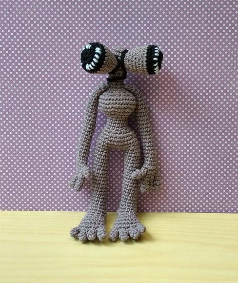 Siren Head Amigurumi