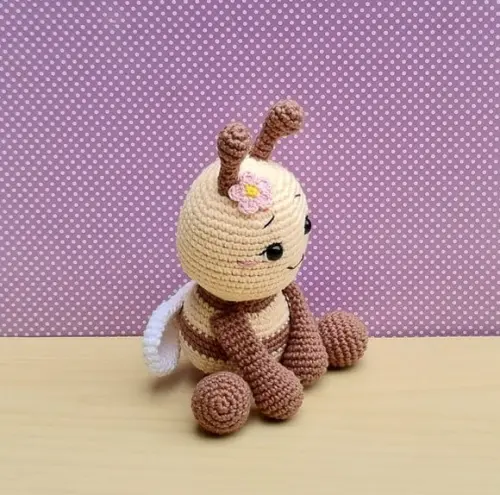 Abelha Berê Amigurumi
