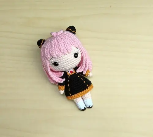 Anya Forger Versão 2 ( Spy x Family) Amigurumi