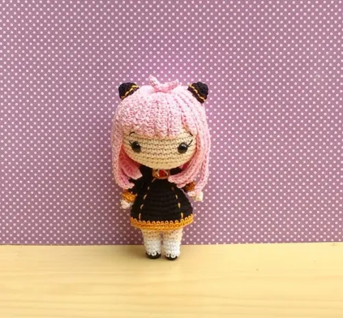 Anya Forger Versão 2 ( Spy x Family) Amigurumi