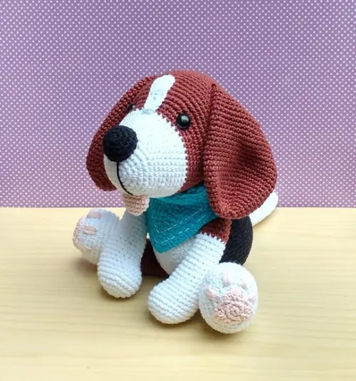Cachorro Beagle Noah Amigurumi