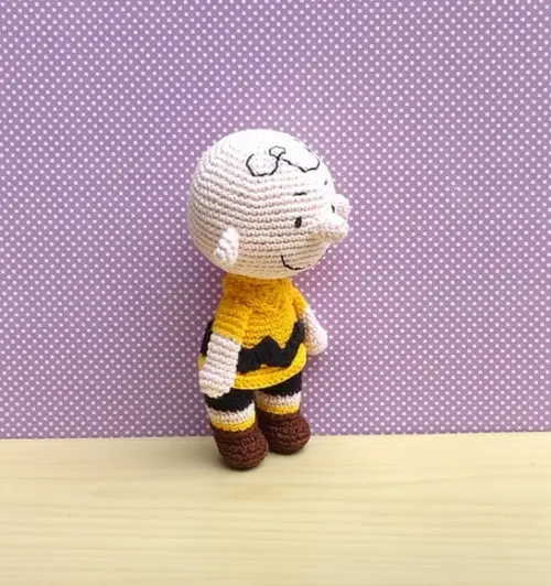 Charlie Brown Amigurumi