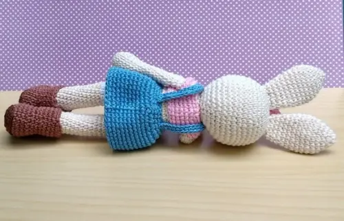 Coelha Milly Amigurumi