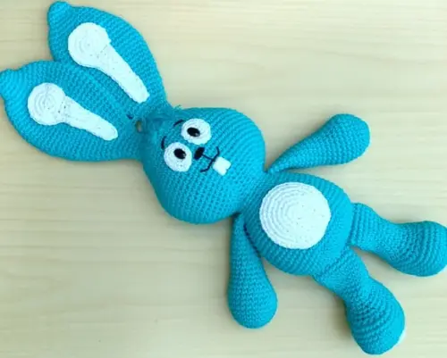 Coelho Azul Sansão Amigurumi