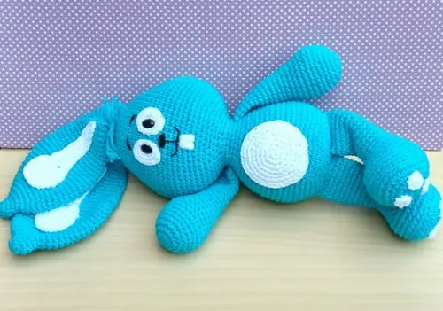Coelho Azul Sansão Amigurumi