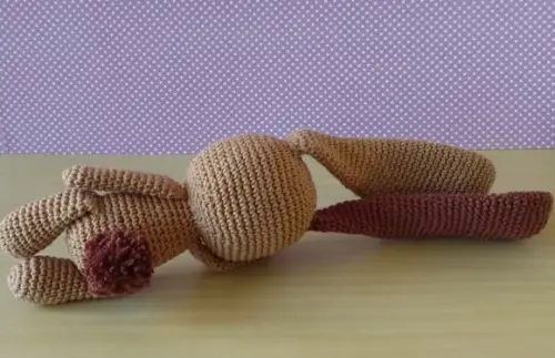 Coelho Orelhudo Biel Amigurumi