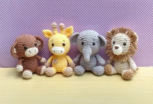 Combo Safári Mini (elefante Leão Macaco Girafa) Amigurumi