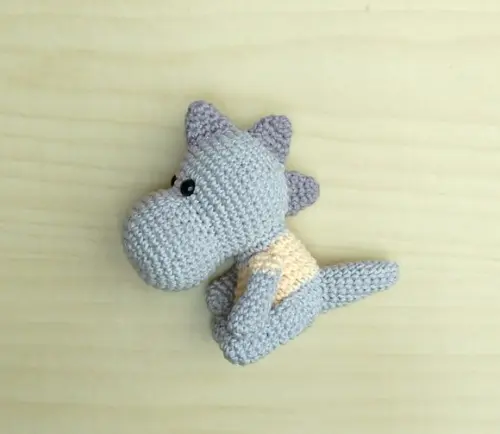 Dinossauro Toffe amigurumi
