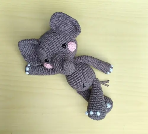 Elefante Oliver Amigurumi