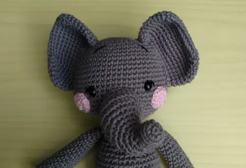 Elefante Oliver Amigurumi