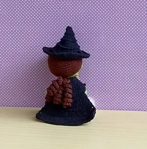 Elphaba - Wicked Amigurumi