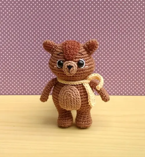 Esquilo Alfred (coleção Bosque) Amigurumi
