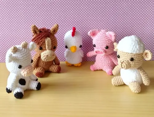 Fazendinha Mini com 5 Amigurumi