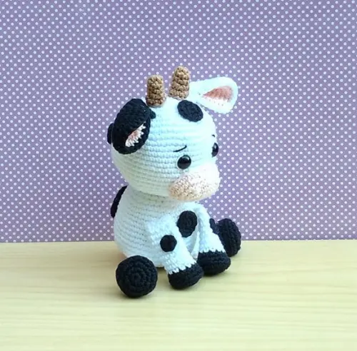 Fazendinha Vaca Betina Amigurumi