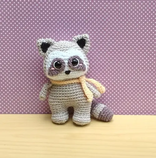 Guaxinim Dimi (coleção Bosque) Amigurumi