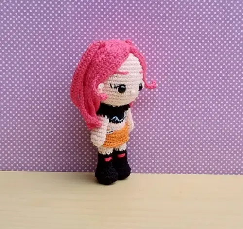 Guerreiras do K-pop - Huntrix - Mira Amigurumi