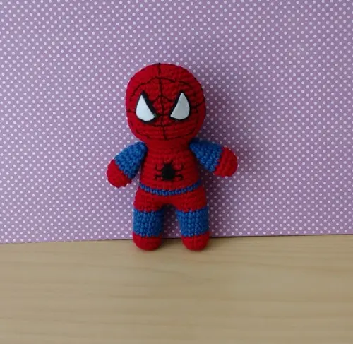 Homem Aranha Amigurumi
