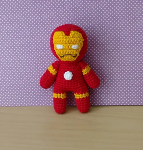 Homem de Ferro Amigurumi