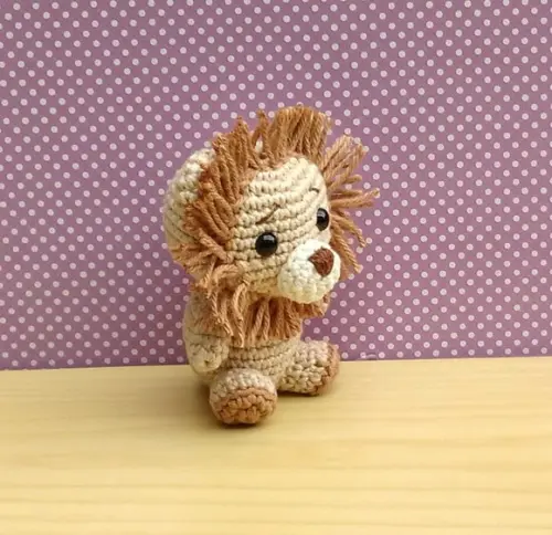 Mini Leãozinho ( Juba Fio a Fio ) Amigurumi
