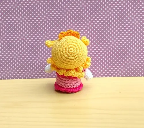 Mini Princesa Peach ( Mario Bros- Game) Amigurumi