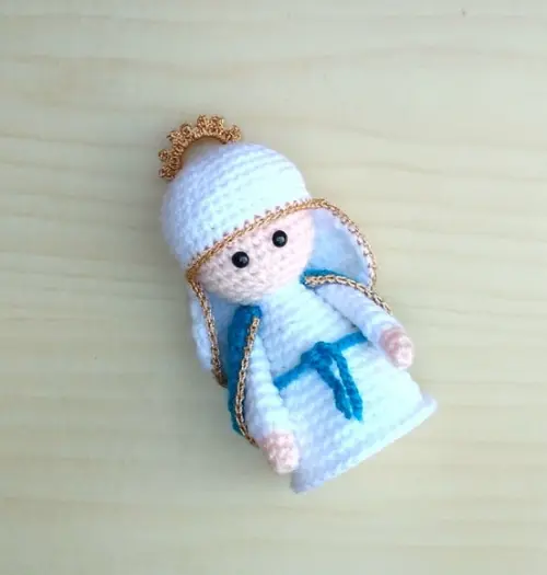 Nossa Senhora das Graças Amigurumi