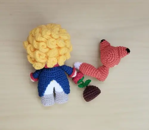 o Pequeno Príncipe V2, a Rosa e a Raposa Amigurumi