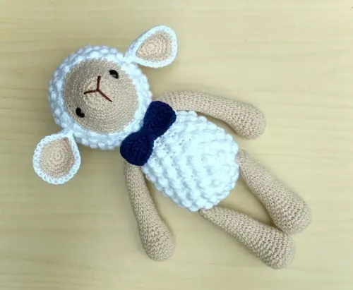 Ovelha Pipoca Amigurumi