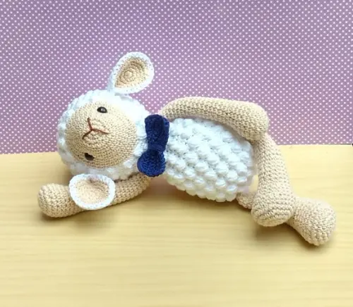 Ovelha Pipoca Amigurumi
