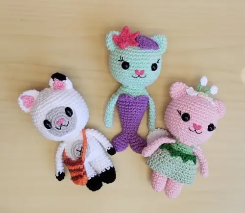 Pandy Sereiata e Kitty Fada Amigurumi