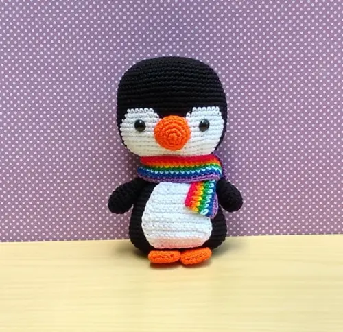 Pinguim Otto Amigurumi