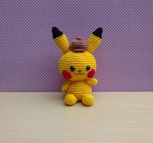 Pikachu Detetive Amigurumi