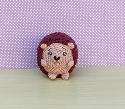 Porco Espinho Georgge Amigurumi