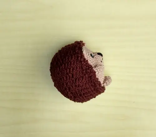 Porco Espinho Georgge Amigurumi