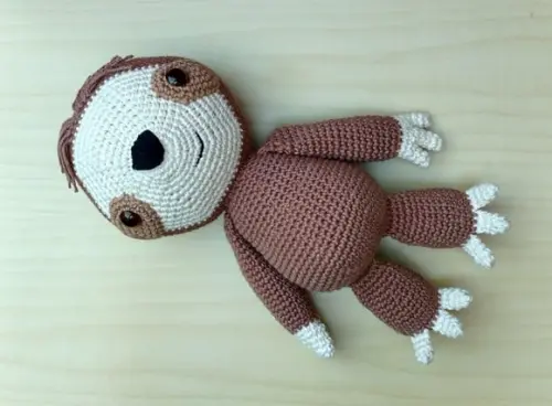 Preguiça Sam Amigurumi