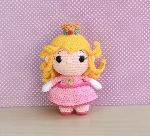 Princesa Peach Chibi - Super Mario Amigurumi