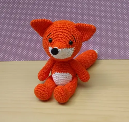 Raposa Lisa Amigurumi