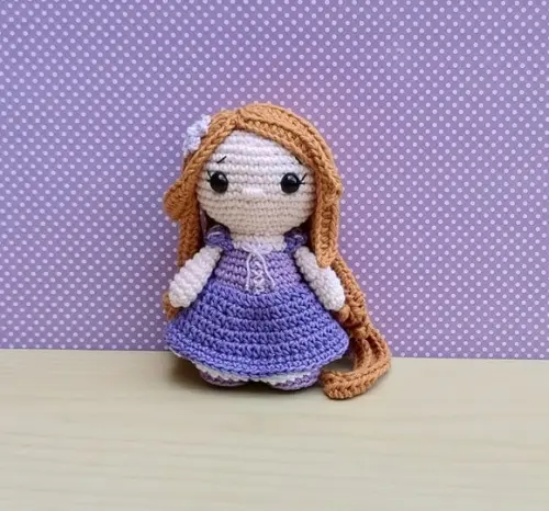 Rapunzel ( Enrolados) Amigurumi ** Pronta Entrega