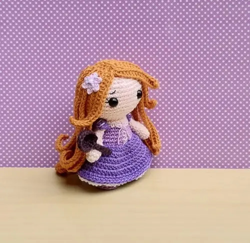 Rapunzel com Frigideira ( Enrolados) Amigurumi * Pronta Entr