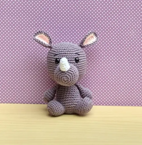 Safári Baby - Rinoceronte Amigurumi