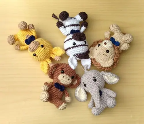 Safári Meninos -leão-elefante-girafa-macaco-zebra Amigurumi