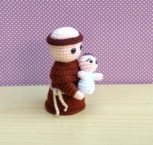Santo Antônio Amigurumi